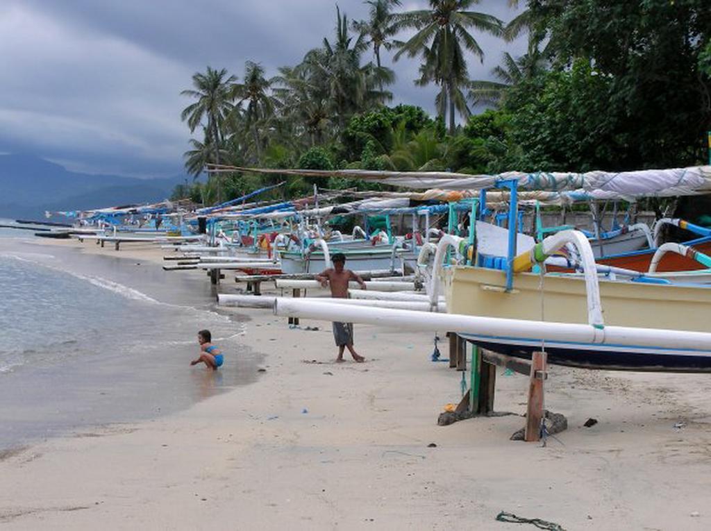 Naradas Mushroom Beach レンボンガン島 エクステリア 写真