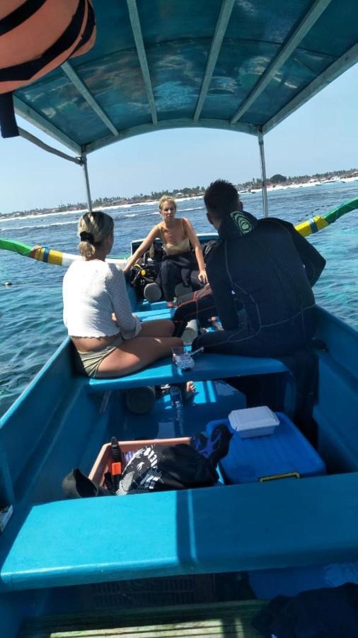 Naradas Mushroom Beach レンボンガン島 エクステリア 写真